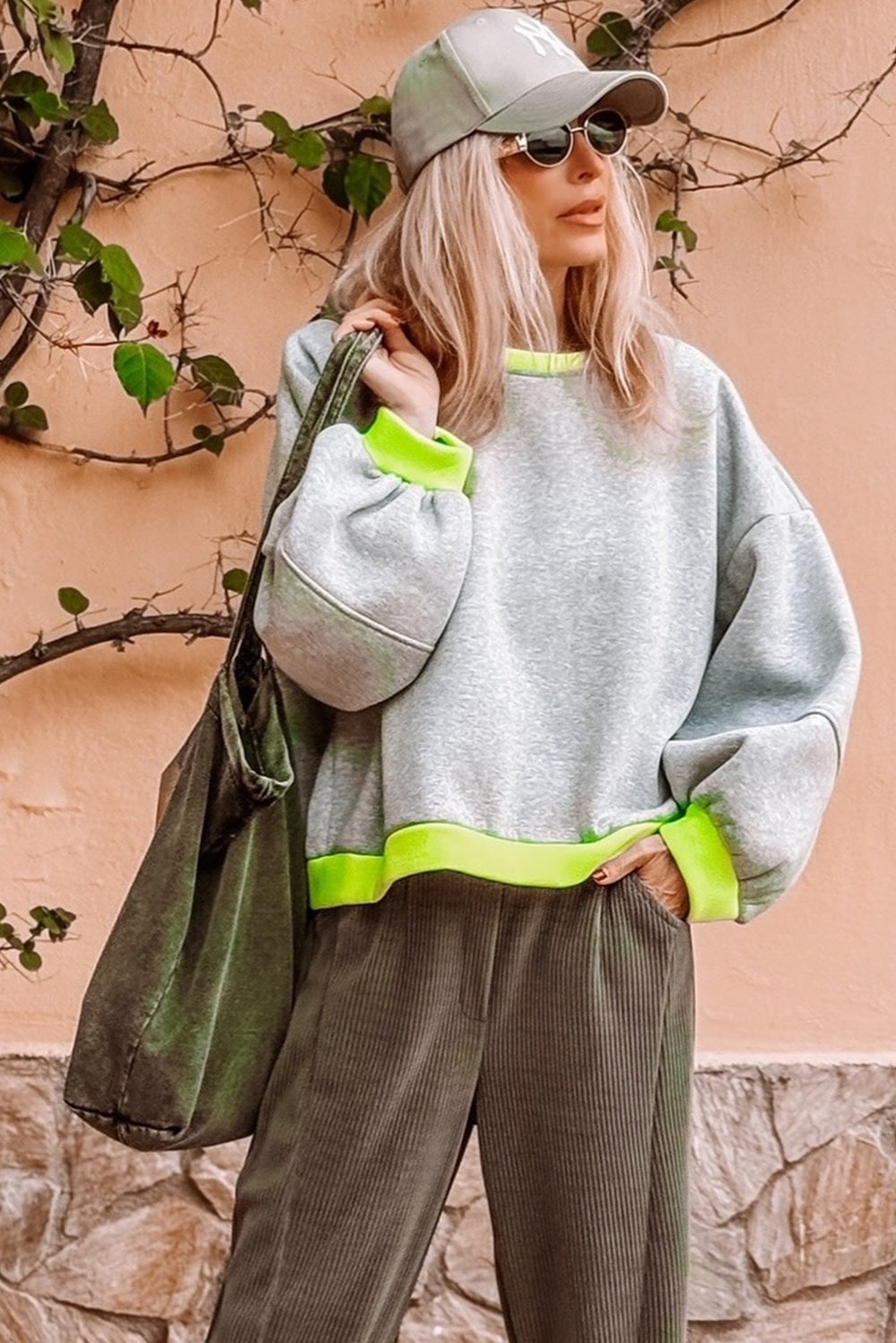 Light Grey Contrast Color Banding Patchwork Puff Sleeve Loose Sweatshirt