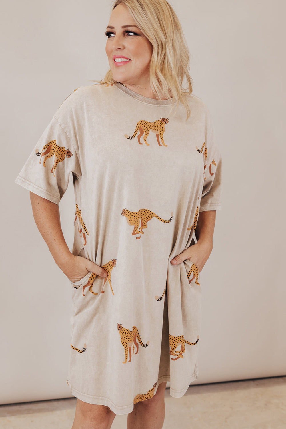 Apricot Plus Size Cheetah Print Side Pockets T Shirt Mini Dress