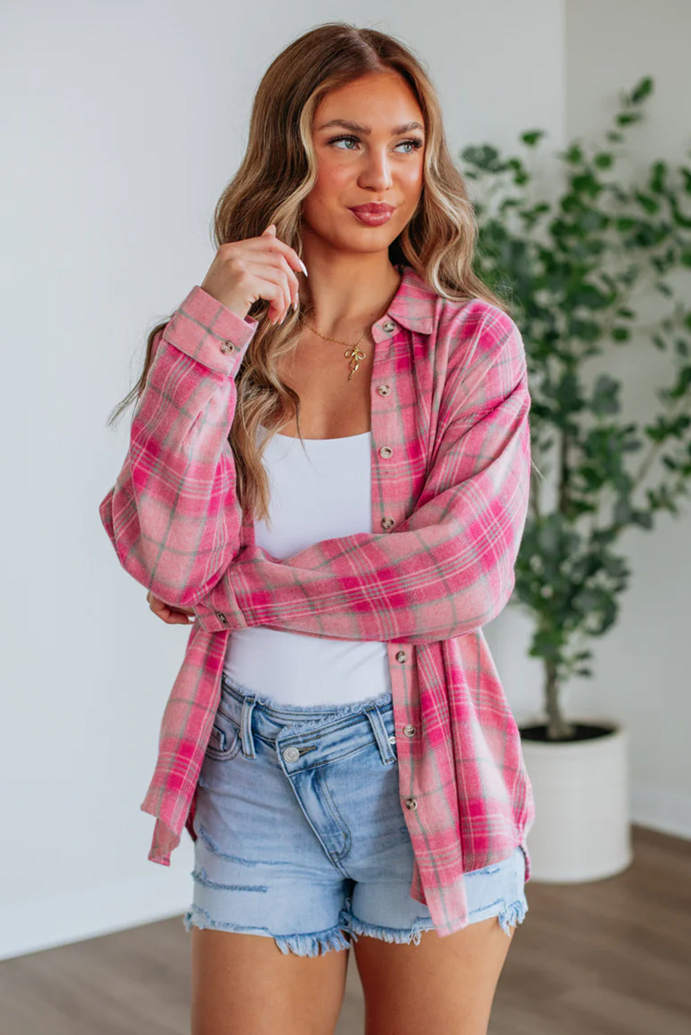 Sachet Pink Plaid Print Rounded Hem Long Sleeve Shirt with Pockets