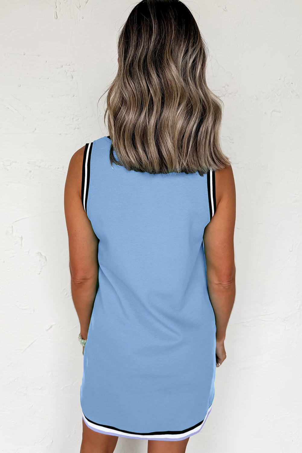 Myosotis Color Contrast Trim V Neck Shift Sleeveless Mini Dress