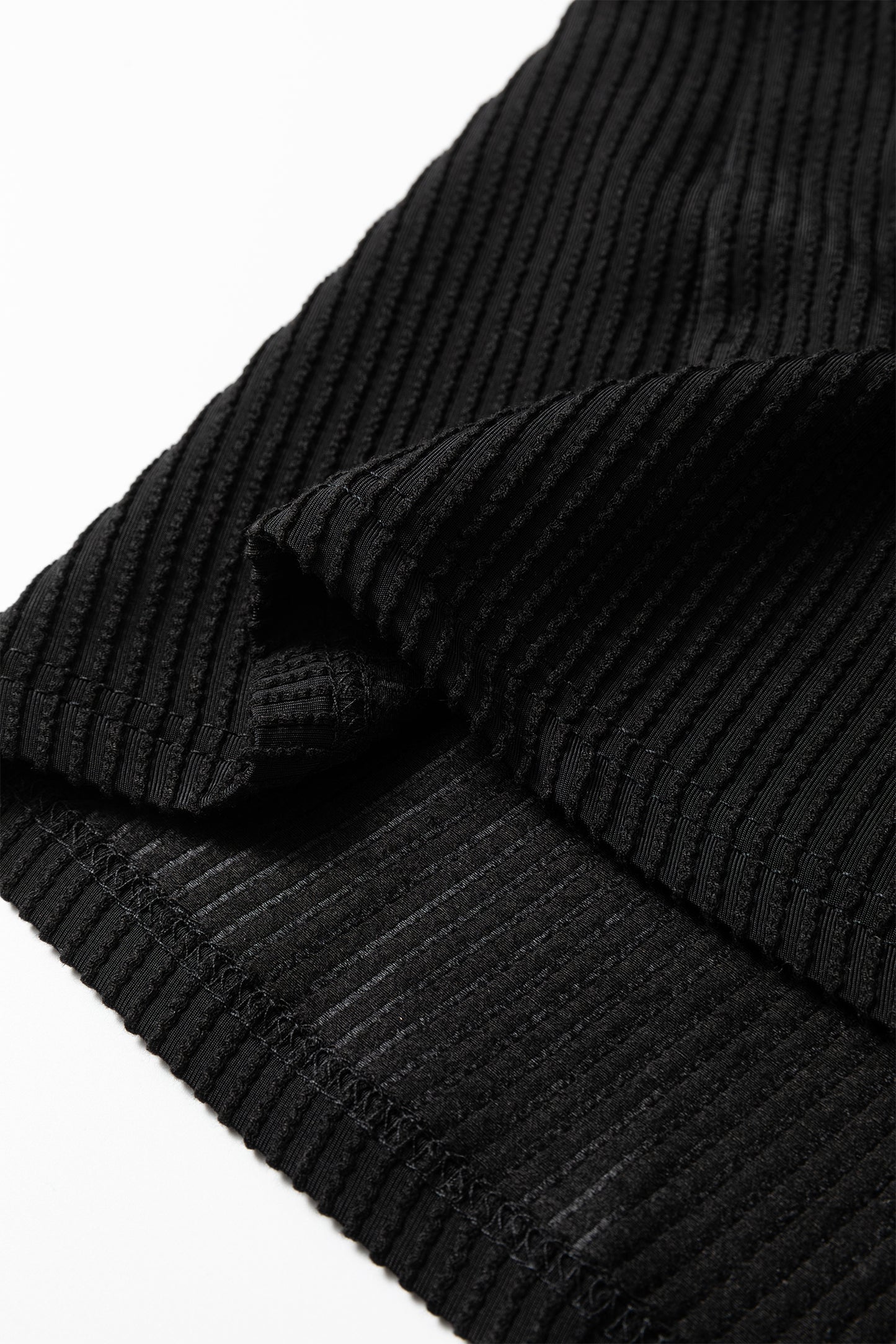 Vineyard Green Plus Size Contrast Frilled Neckline Ruffled Short Sleeve Ribbed Textured Blouse