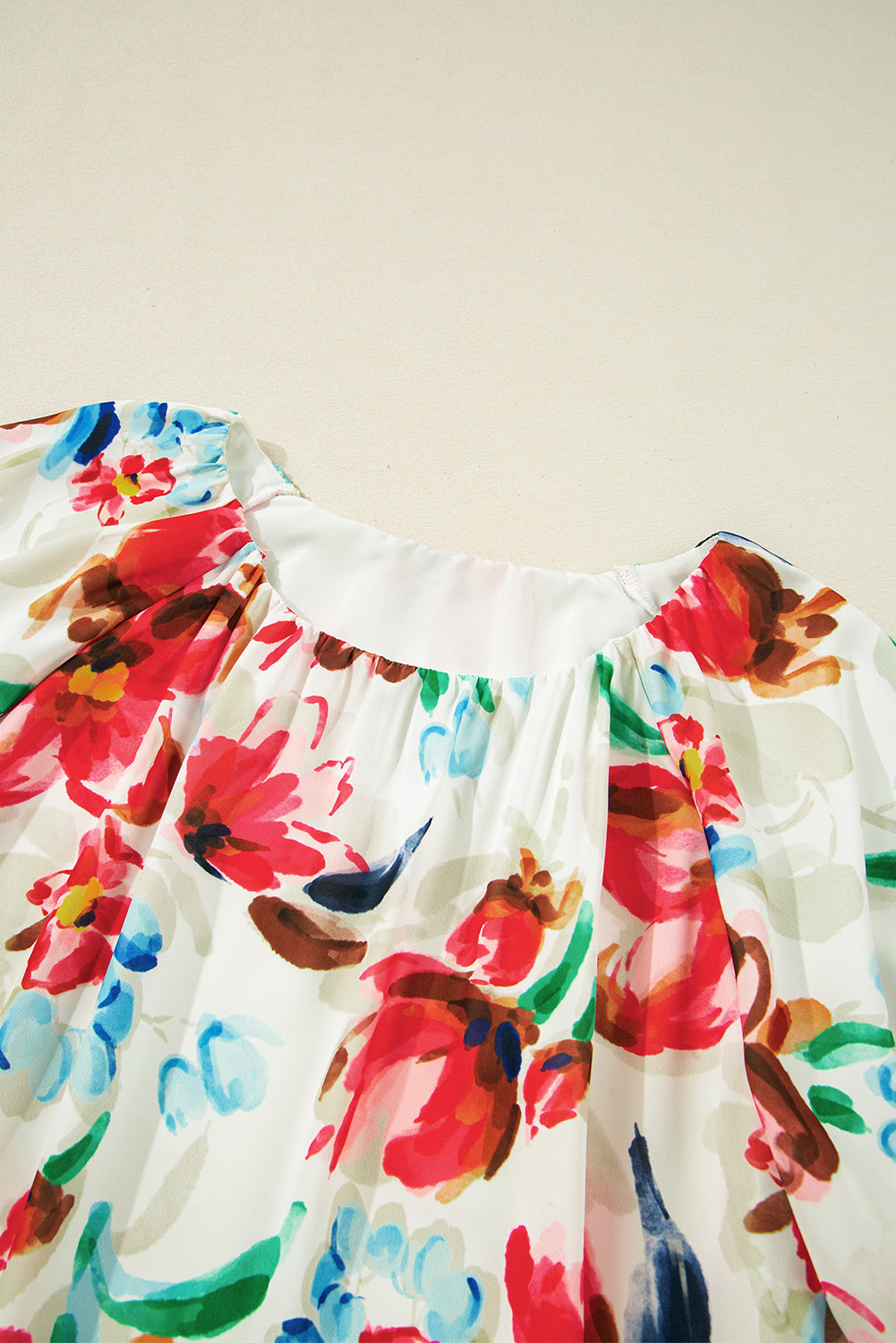 White Floral Print Puffy Half Sleeve Blouse