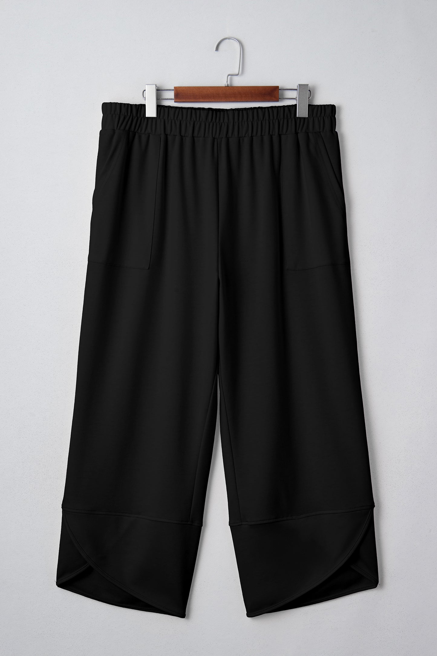 Black Plus Size Elastic Waist Asymmetrical Hem Loose Capris Pants
