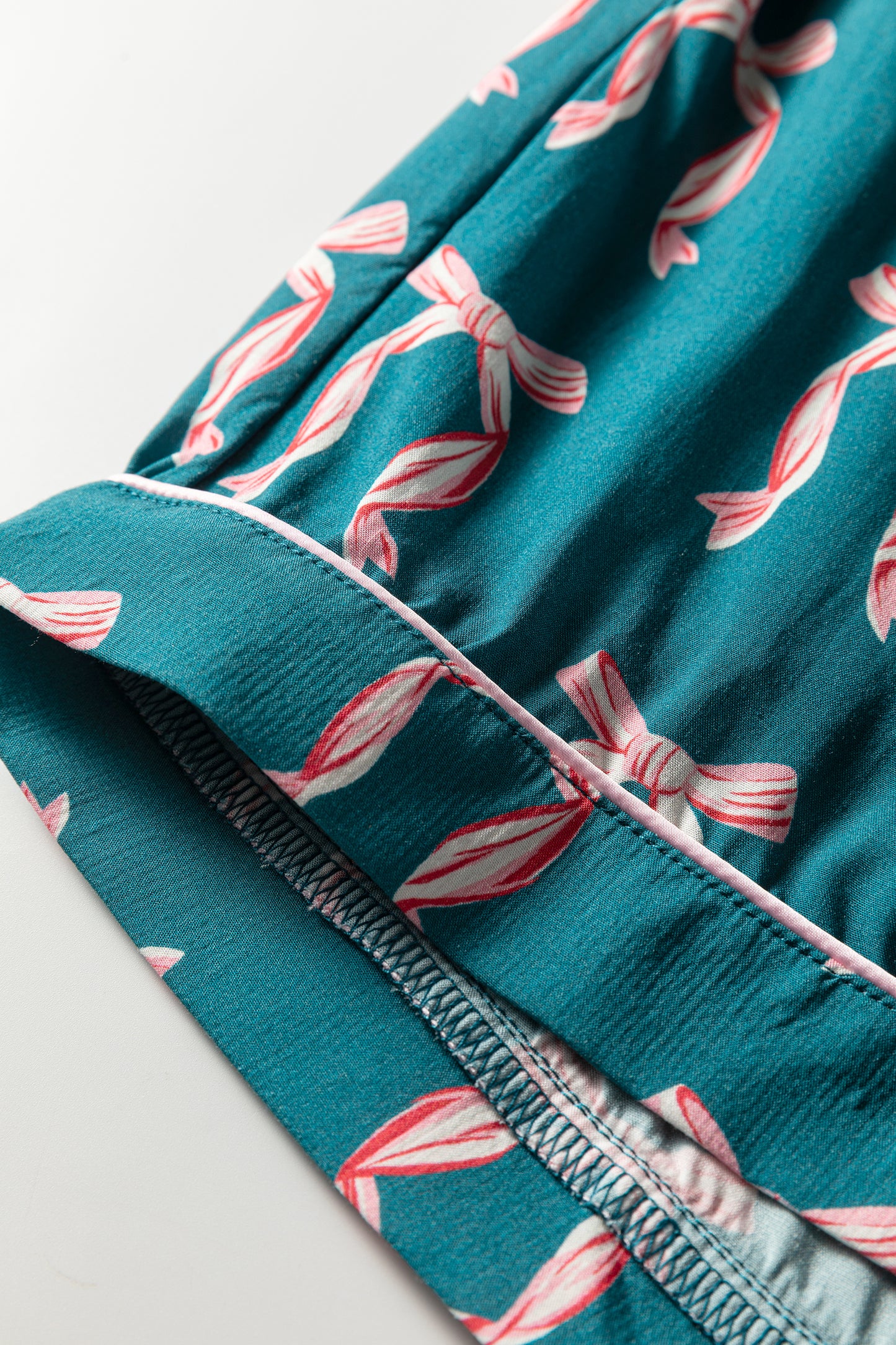 Green Ribbon Bow Print Silky Long Sleeve Shirt and Shorts 2pcs Pajama Set