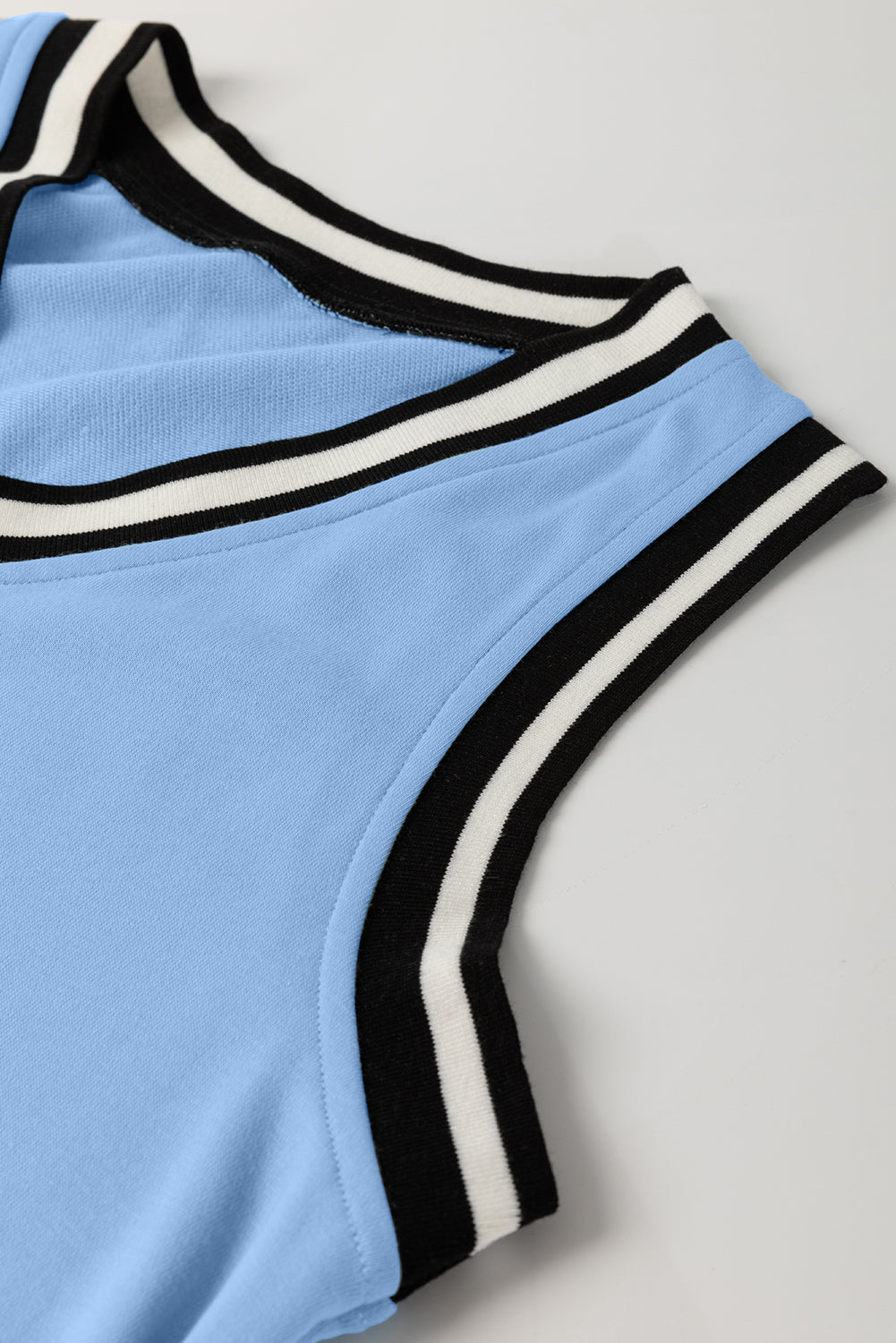 Myosotis Color Contrast Trim V Neck Shift Sleeveless Mini Dress