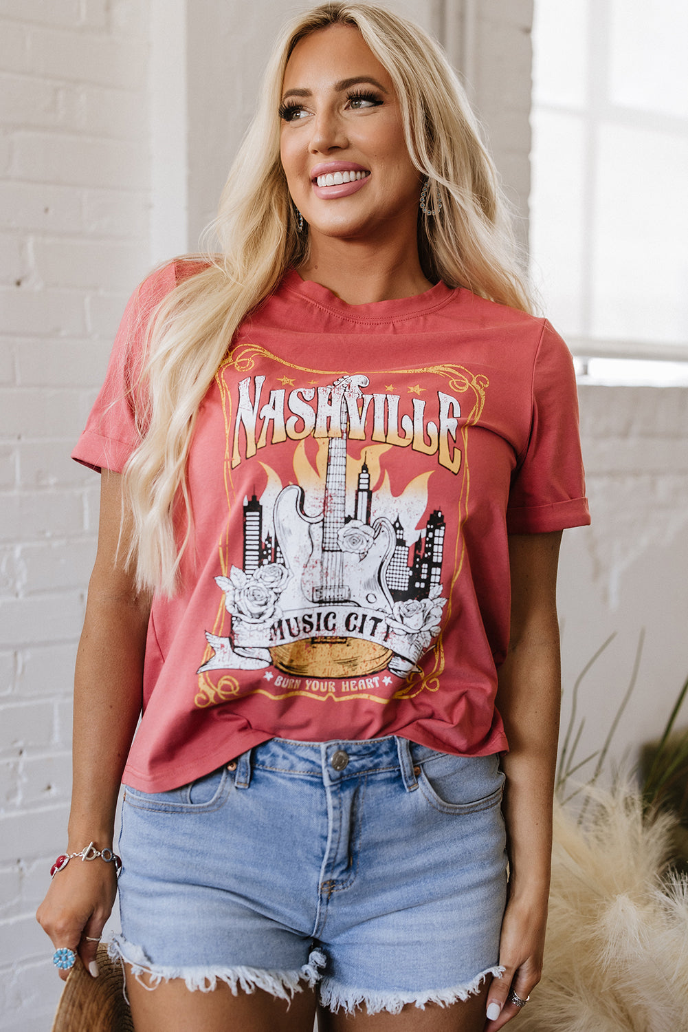 Mineral Red Nashville Music City Graphic Retro Fashion Tee