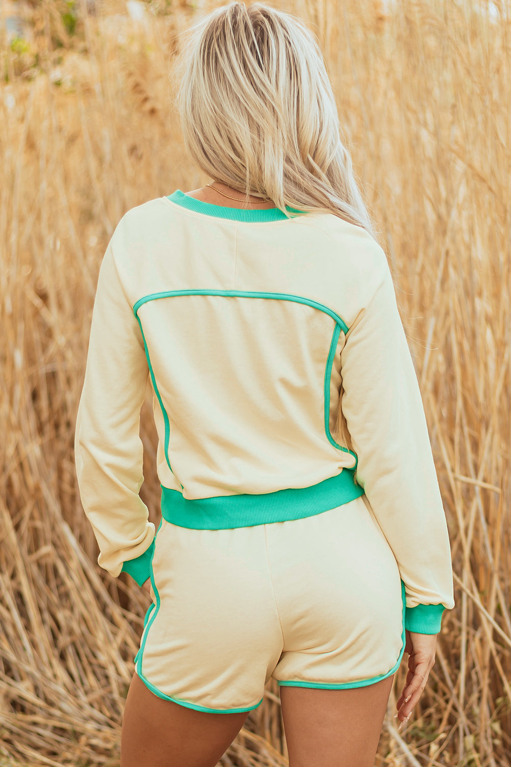 White Contrast Trim Colorblock Long Sleeve Pullover and Drawstring Shorts 2pcs Outfit