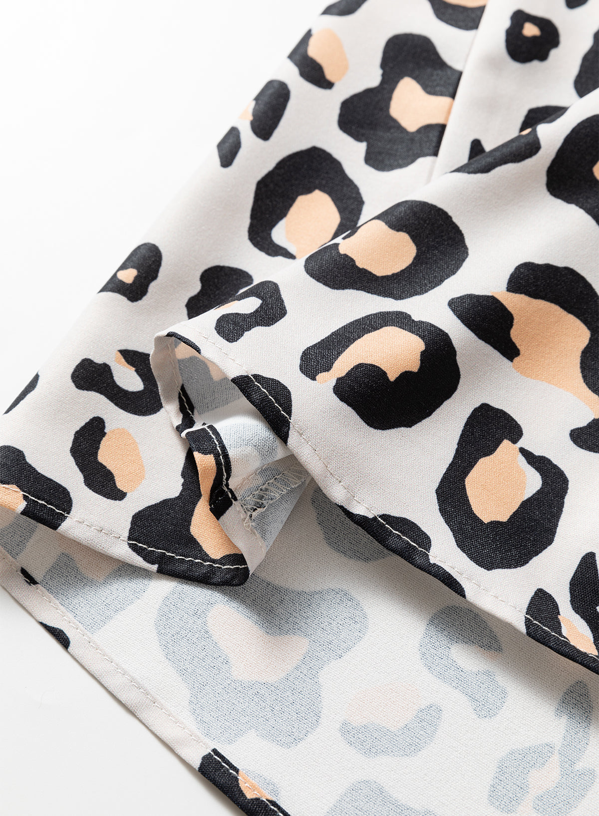 Khaki Leopard Print Contrast Scalloped V Neck Long Sleeve Blouse