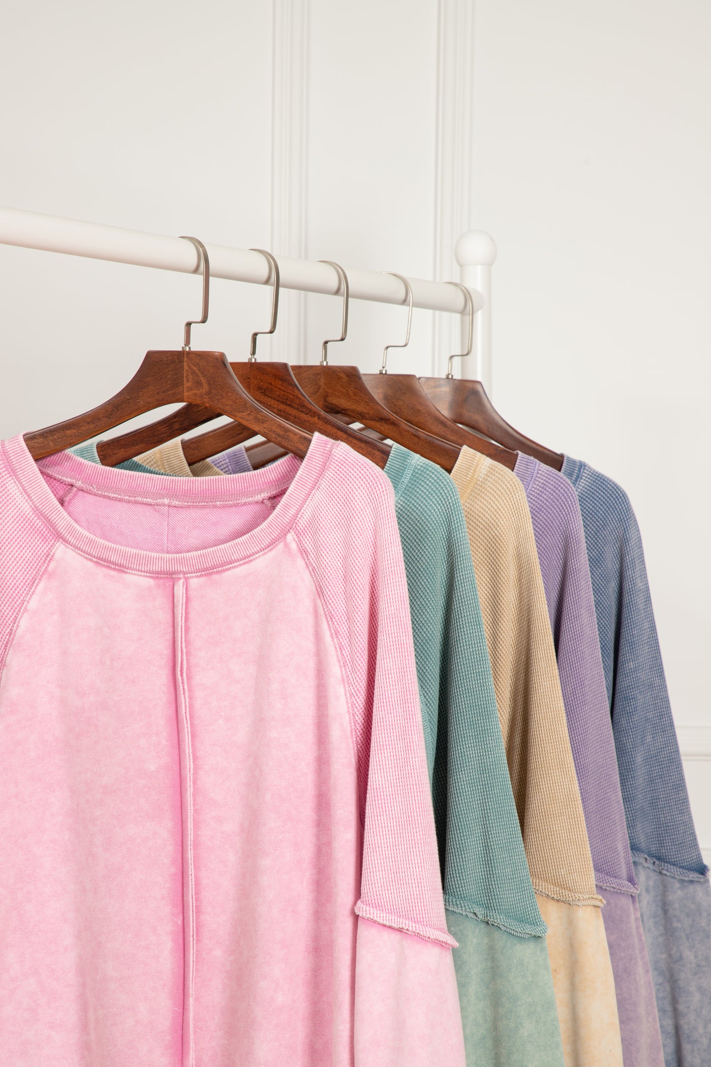 Light Grey Solid Waffle Knit Patchwork Raglan Sleeve Sweatshirt