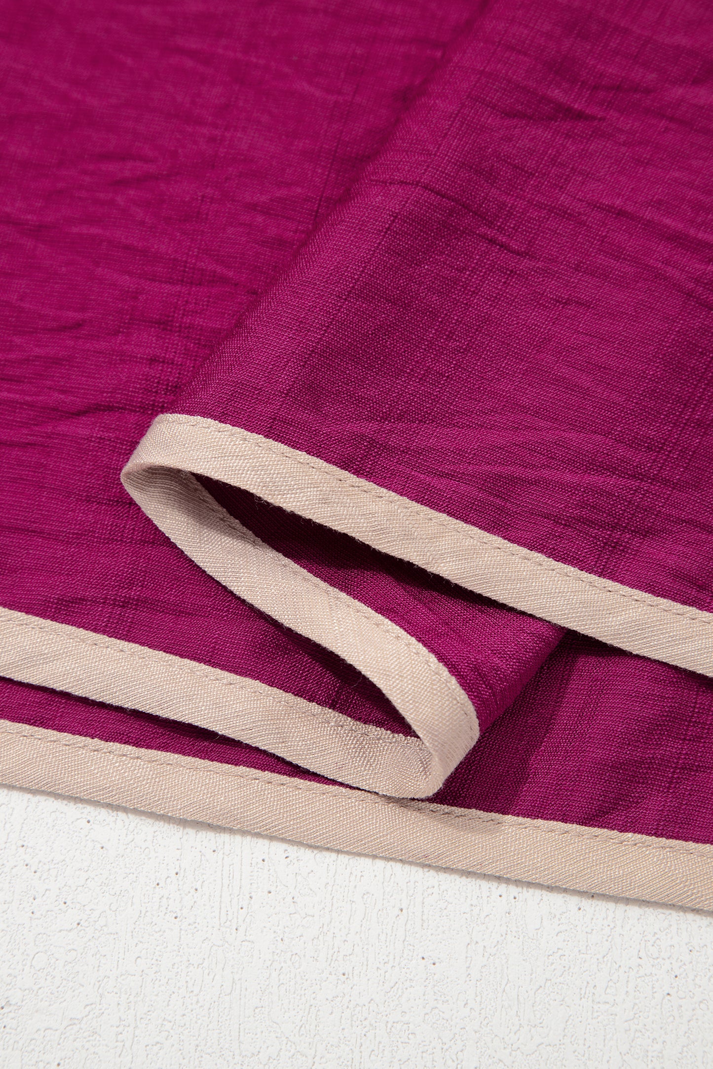 Wild Ginger Plus Size Contrast Trim Button V Neck Puffy Bracelet Sleeve Blouse