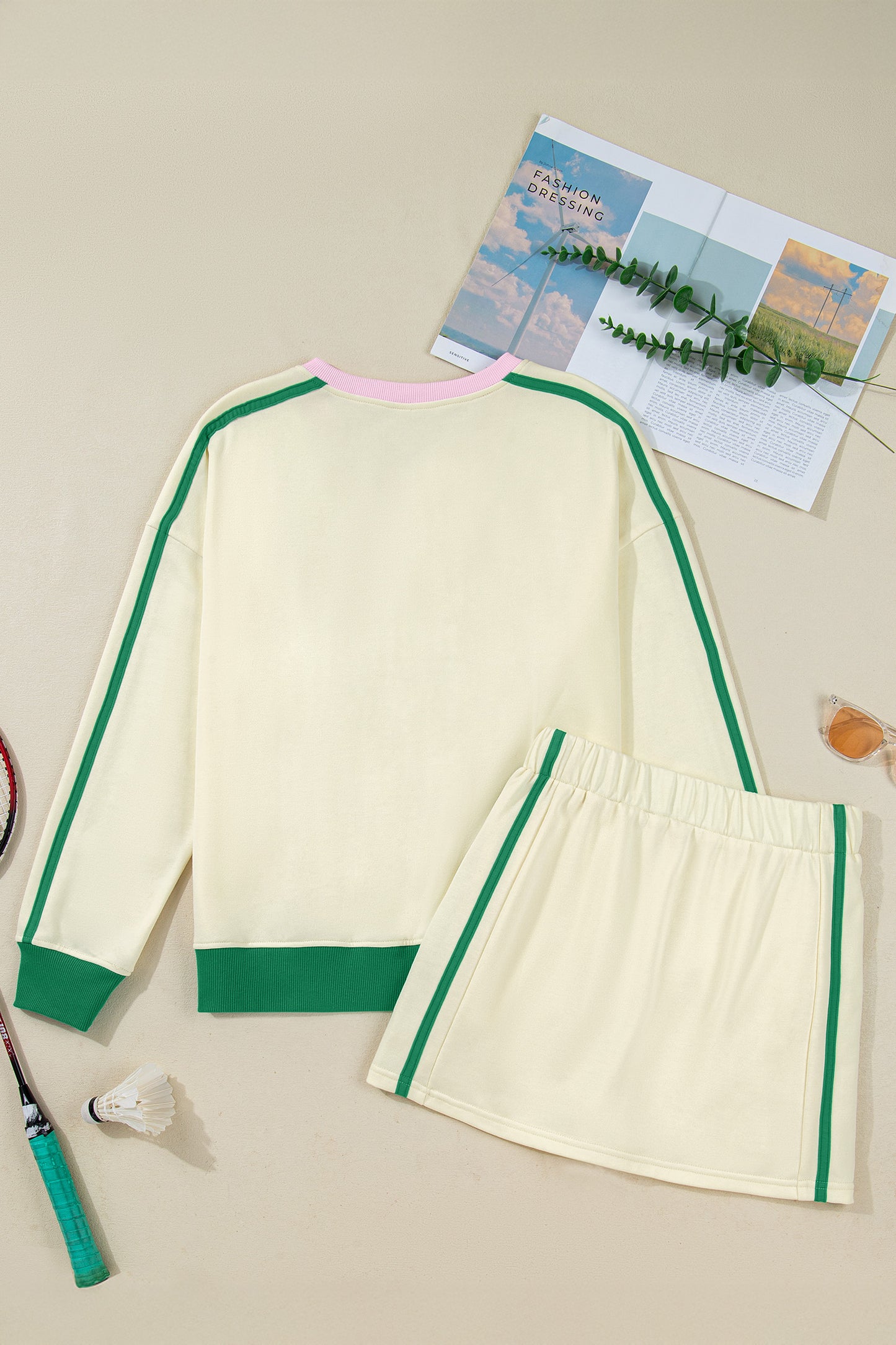 Beige Ribbed Colorblock Trim V Neck Sporty Pullover Mini Skort 2pcs Athleisure Set