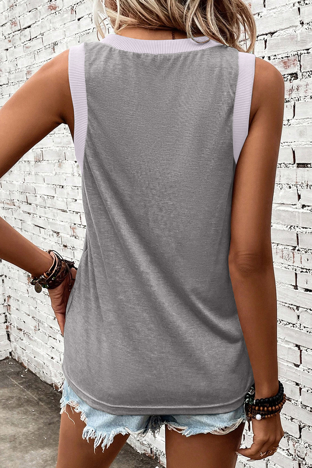 Gray Sequined Baseball Bat Graphic Ribbed Trim Casual Tank Top