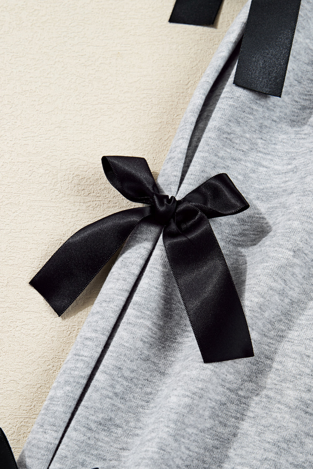 Light Grey Sequin Santa Claus Patched Ribbon Bow Detail Split Sleeve Baggy Sweatshirt