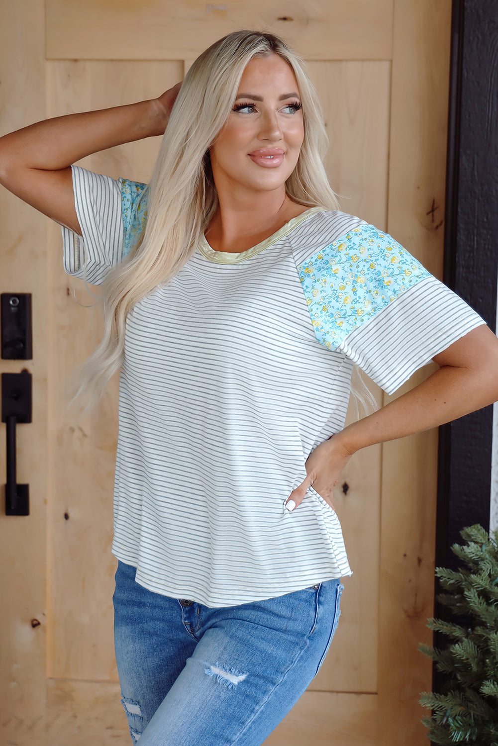 White Stripe Floral Insert Sleeves Contrast Round Neck Tee