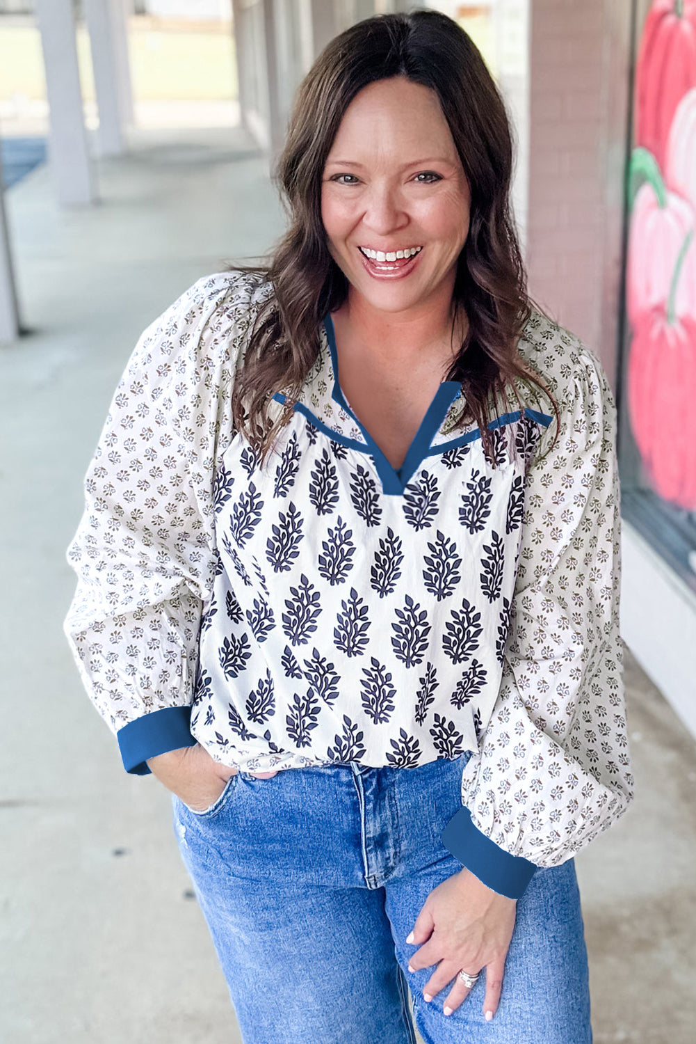 White Plus Size Boho Floral Print Contrast Trim Split Neck Puff Sleeve Patchwork Blouse