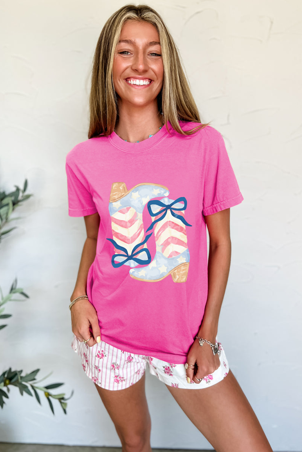 Sachet Pink Flag Pattern Boots Bow Accent Casual Graphic Tee