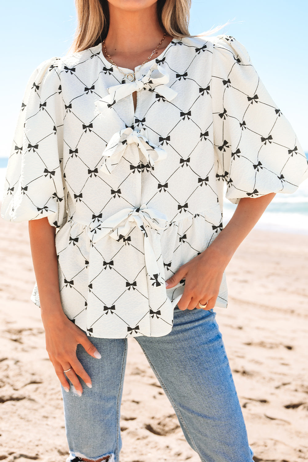 White Bowknot Print Front Knots Bubble Sleeve Blouse