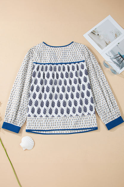 White Plus Size Boho Floral Print Contrast Trim Split Neck Puff Sleeve Patchwork Blouse