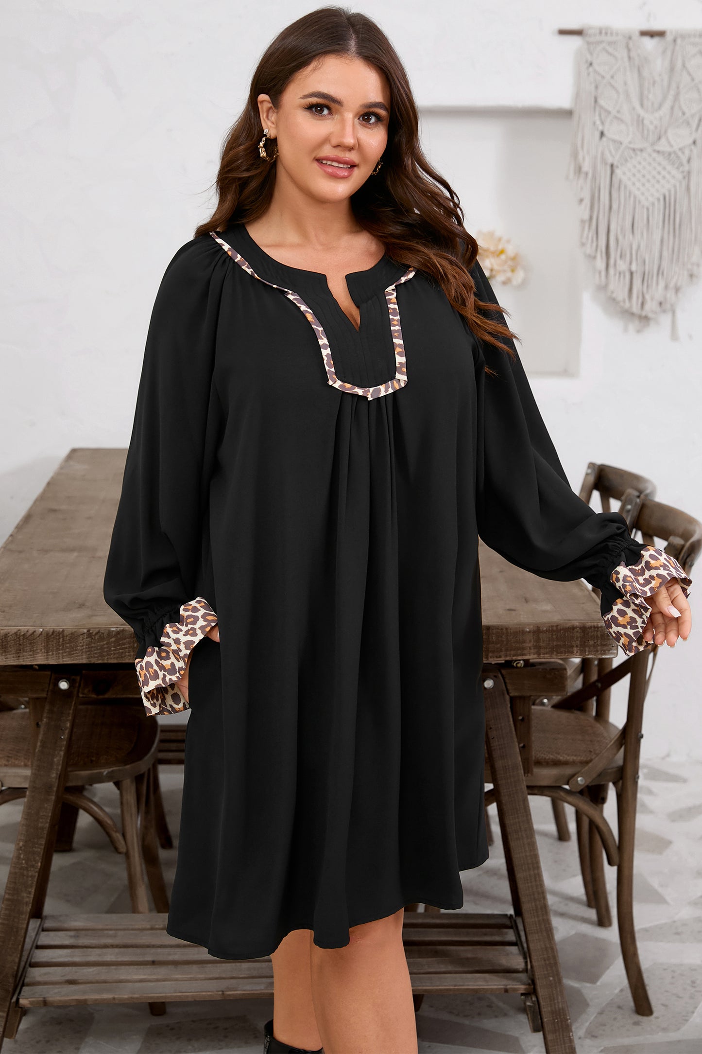 Black Plus Size Notched Neck Leopard Trim Flounce Long Sleeve Shift Dress