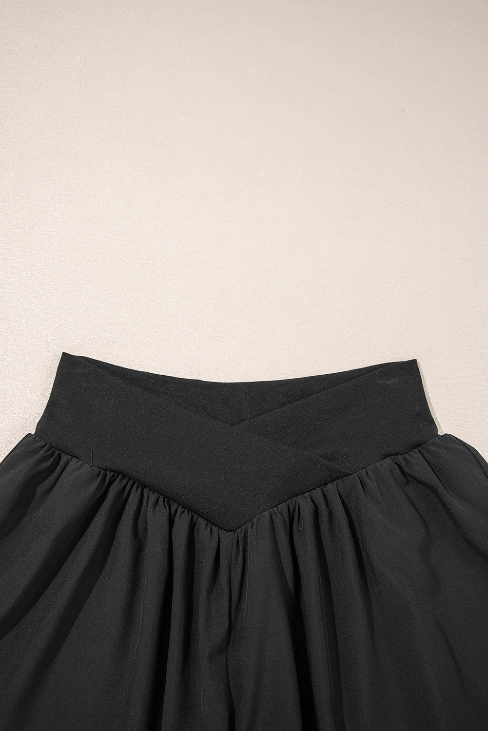 Black Crossed Waist Tiered Flowy Shorts