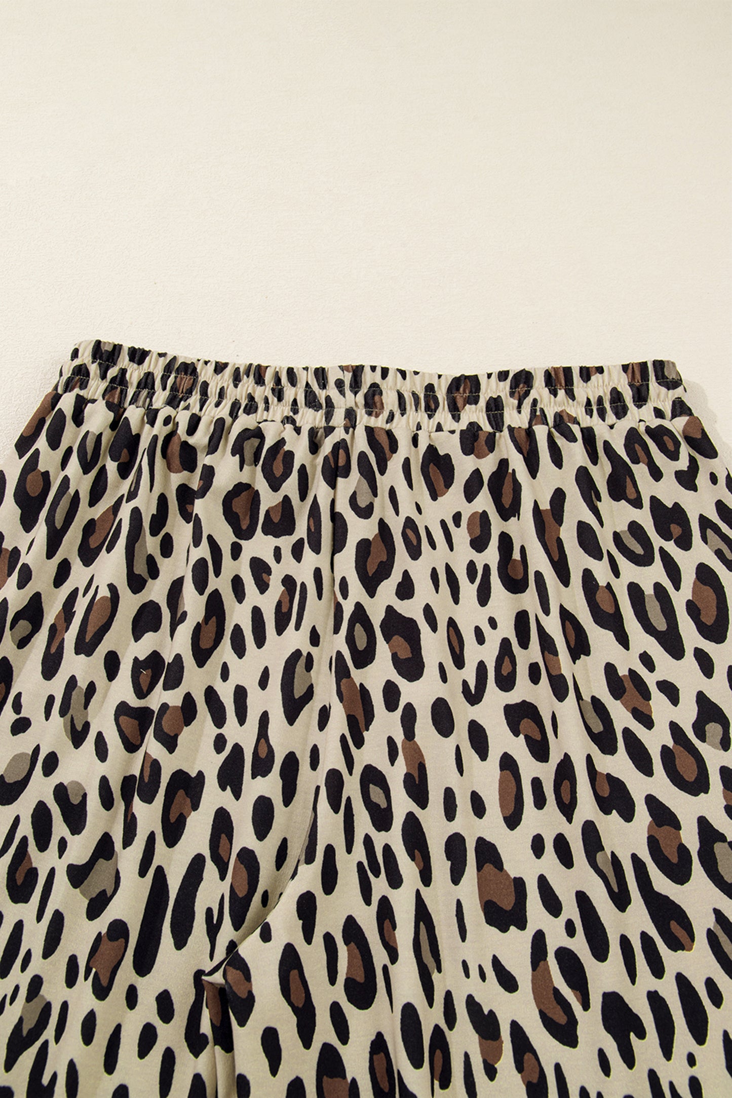 Khaki Exposed Seam Patched Pocket Plus Size Drawstring Leopard Wide Leg Pants