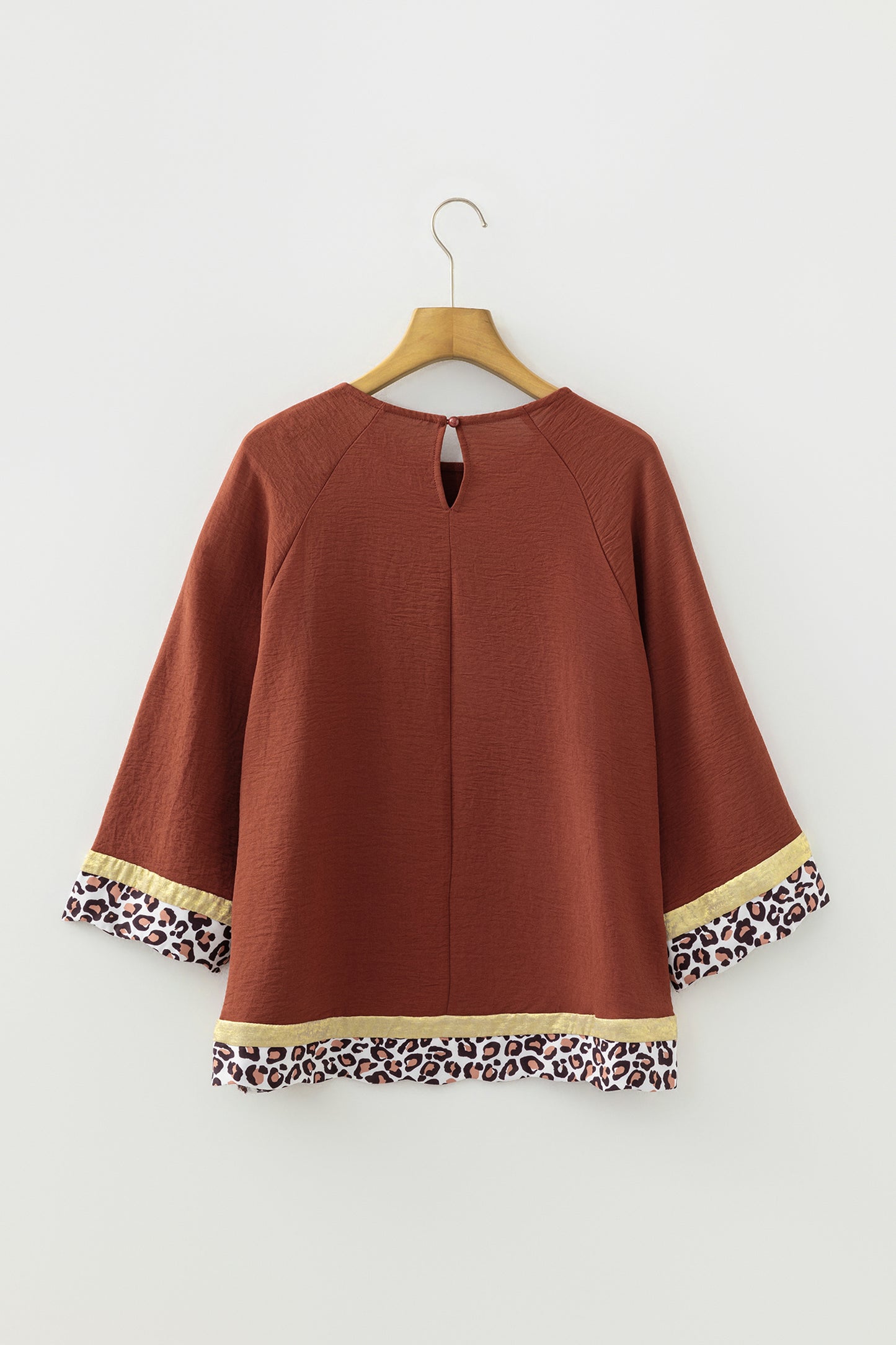 Clay Leopard Detail Loose Bracelet Sleeve Top