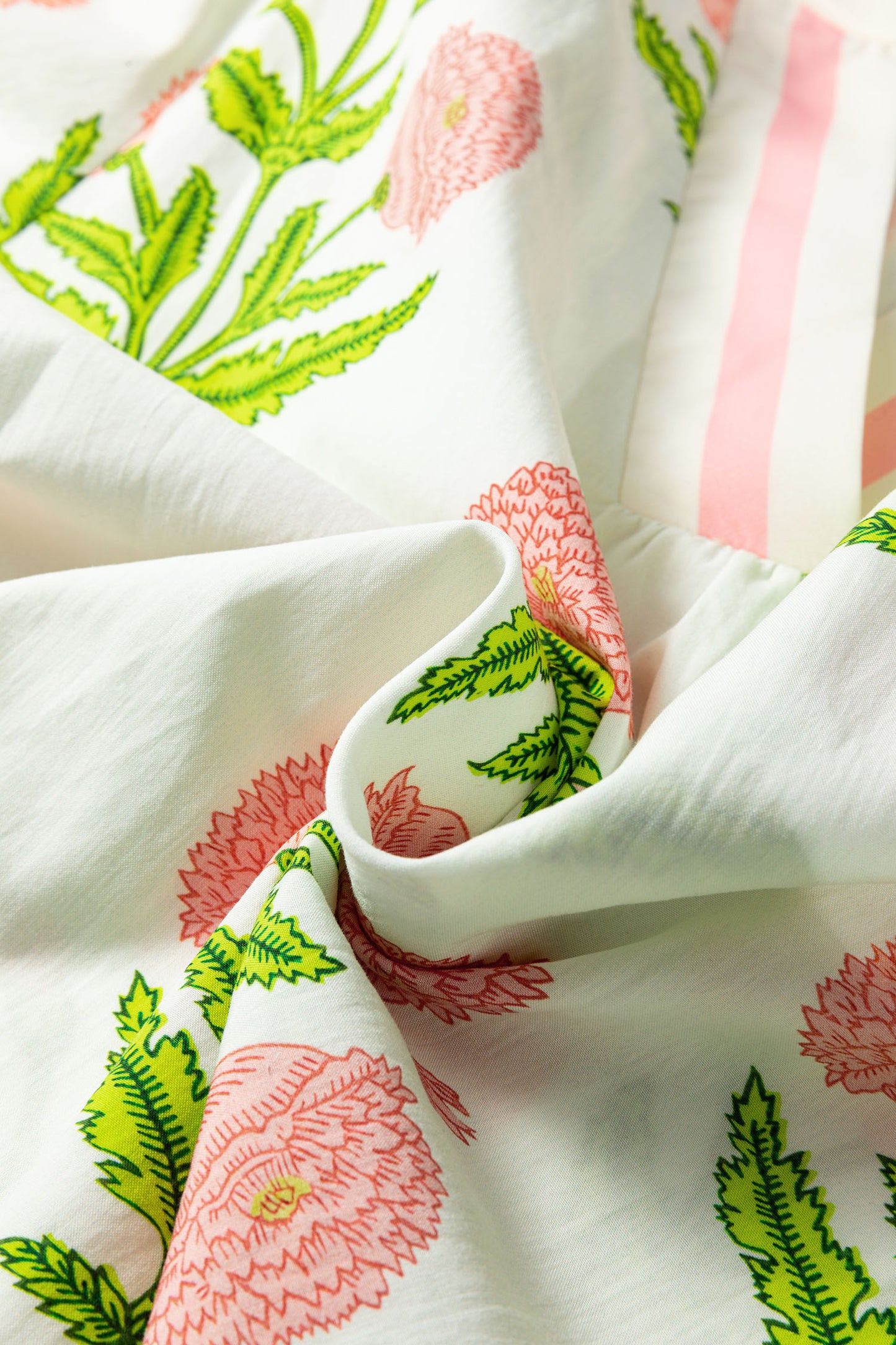 Casual Wild Flower Print V Neck 3/4 Sleeve Blouse