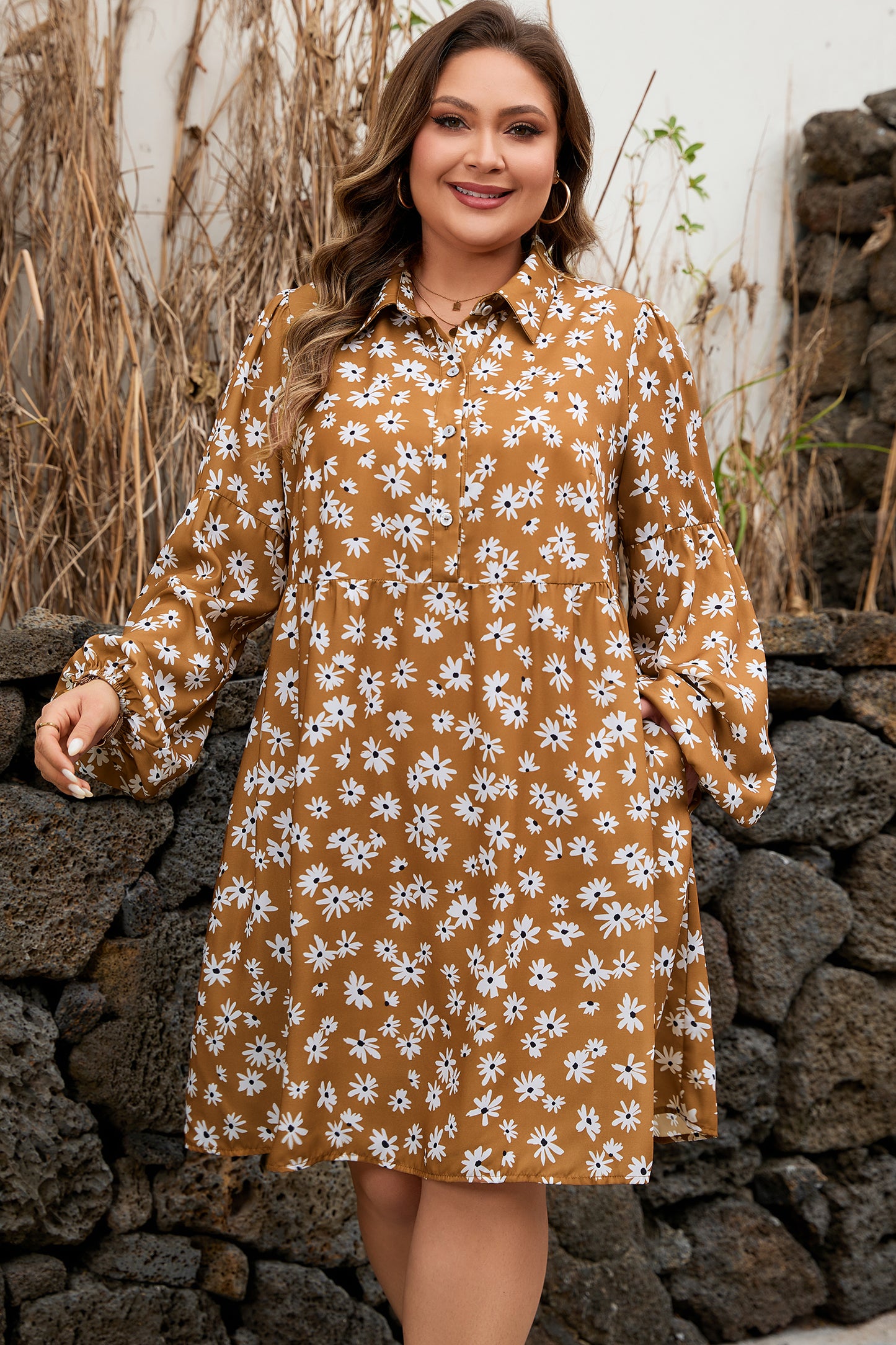 Khaki Plus Size Daisy Floral Print Button Split Neck Puff Sleeve Dress