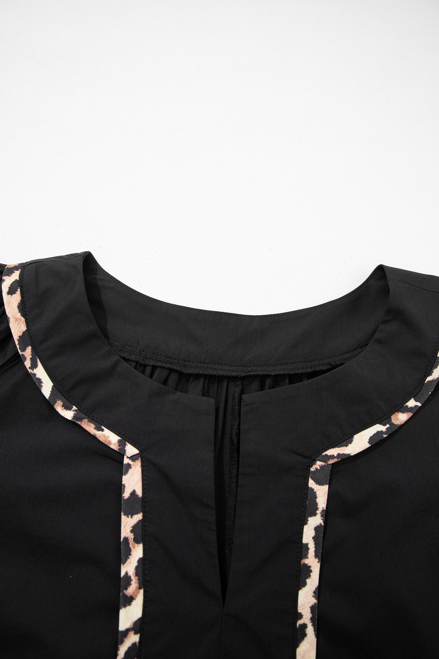 Black Plus Size Split Neck Leopard Trim Flounced Long Sleeve Blouse