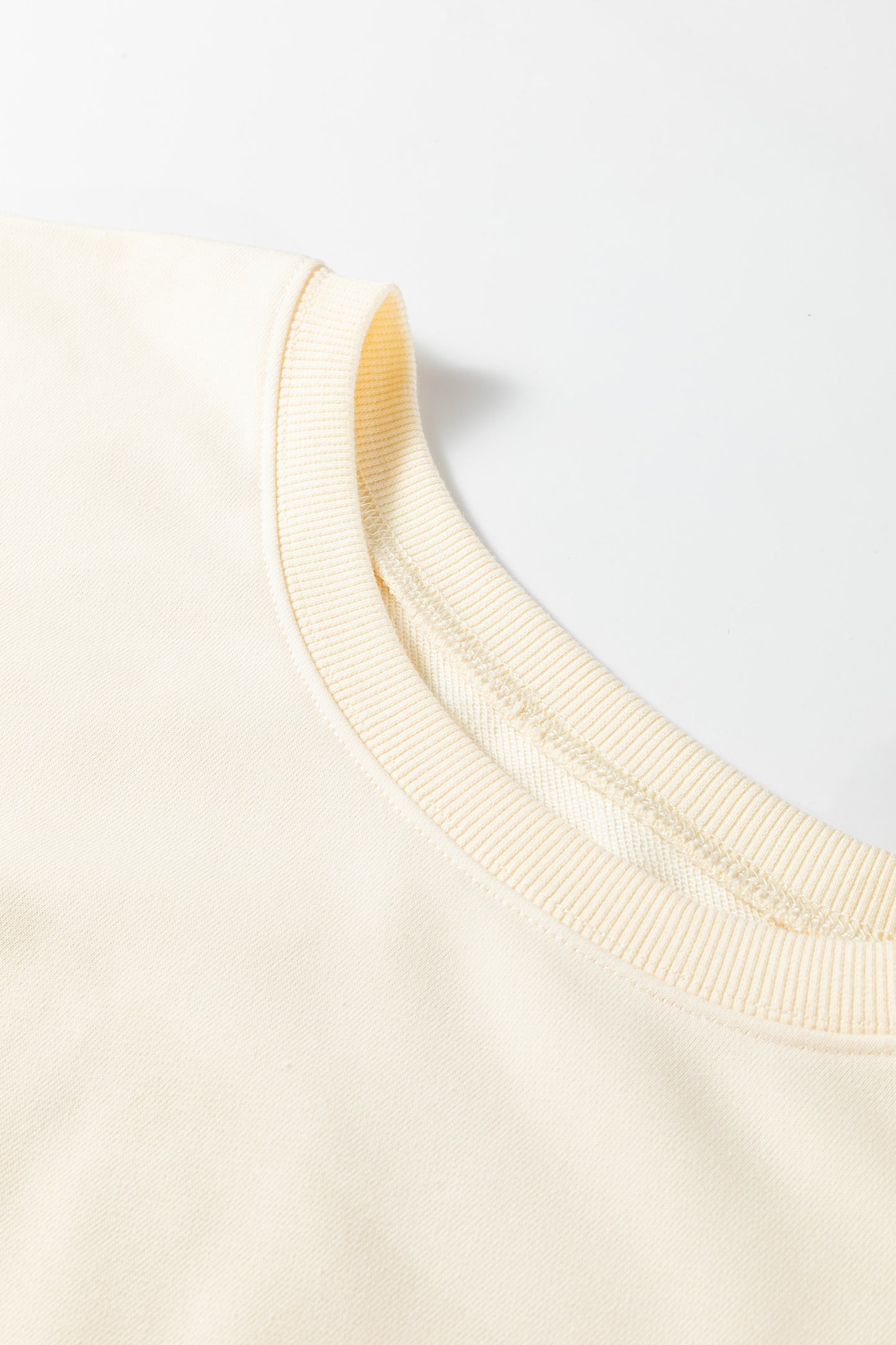 Beige Plus Size Raw Seam Detail Floral Bow Patched Baggy Pullover