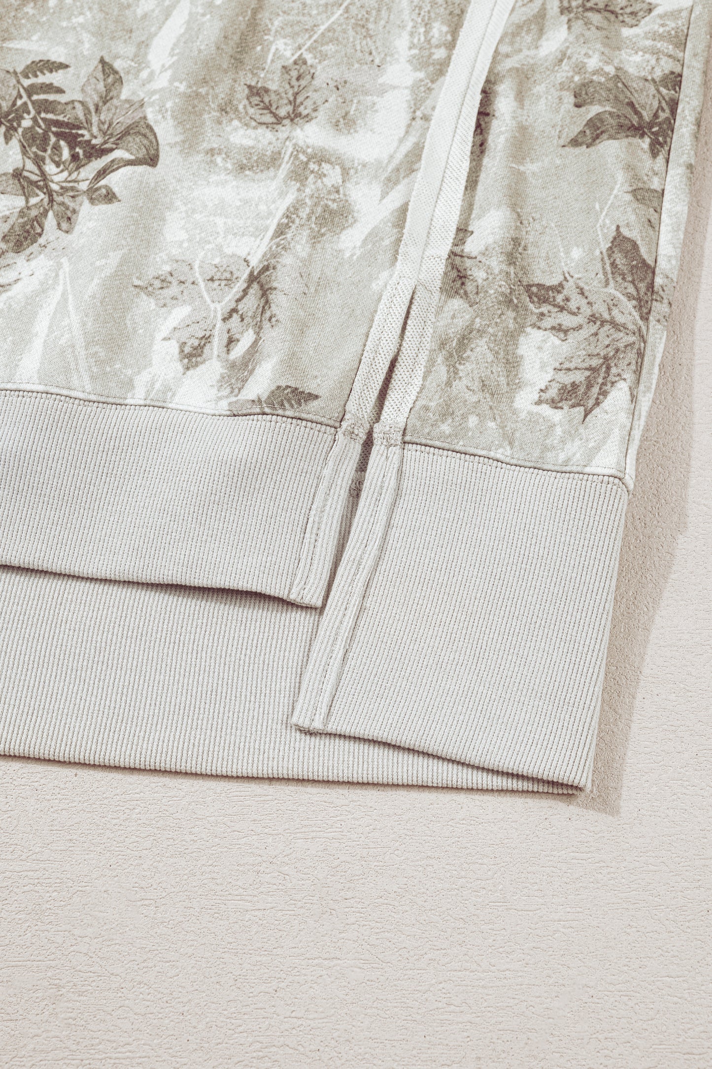 Gray Leafy Camo Print Exposed Seam Patchwork Baggy Slit Sweatshirt