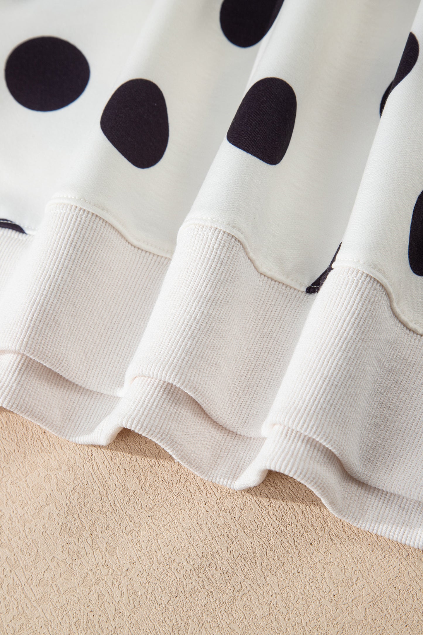 Beige Polka Dot Print Drop Shoulder Pullover Drawstring Shorts Set