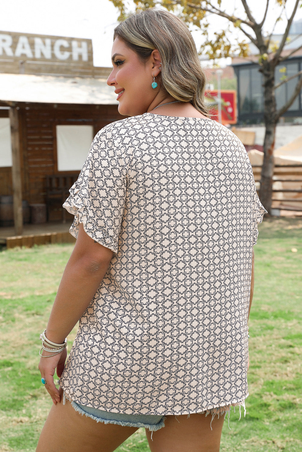 Khaki Plus Size Geometric Print Ruffled Sleeve Blouse