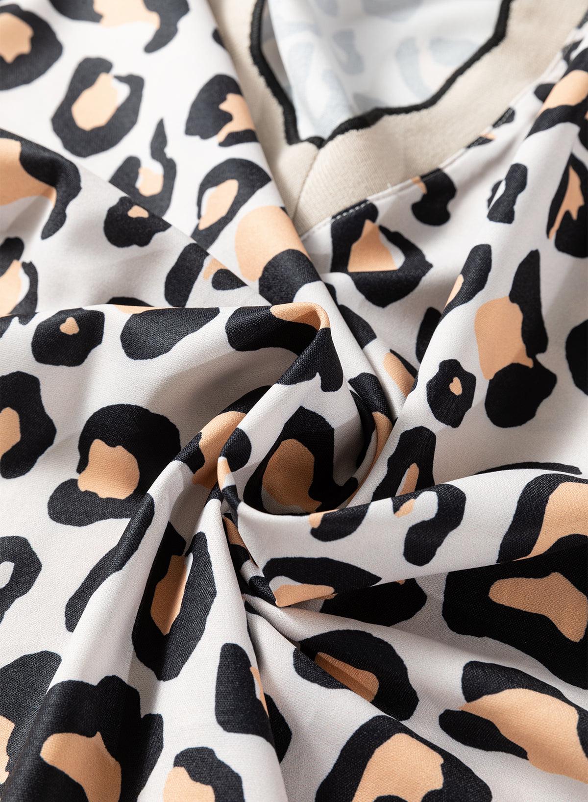 Khaki Leopard Print Contrast Scalloped V Neck Long Sleeve Blouse