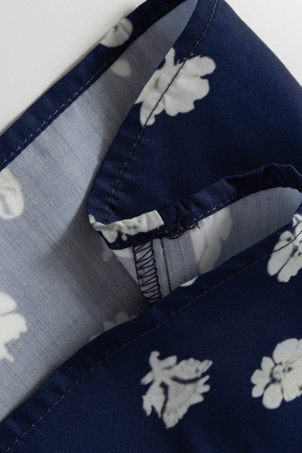 Blue Floral Print Half Sleeve Contrast Trim V Neck Blouse